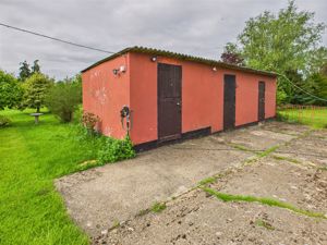 Stable Block- click for photo gallery